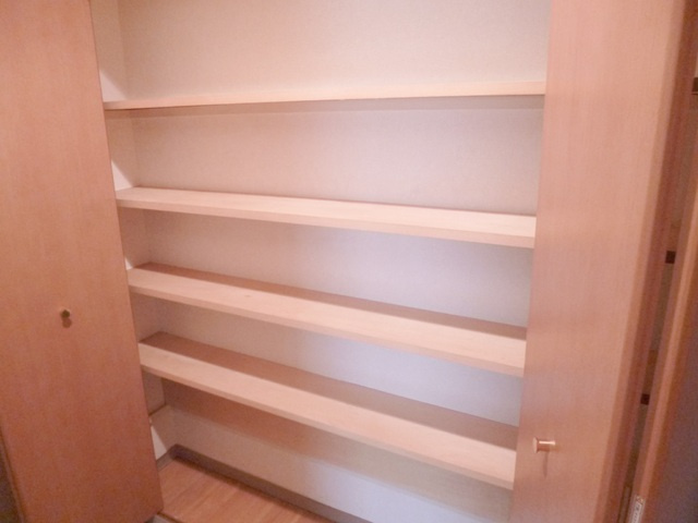 サル・ドュ・セジュールの収納|靴入れです( ^^)