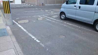 【駐車場】 | アーデン西浜　Ⅱ | 車をお持ちの方に嬉しい駐車場付きの物件です