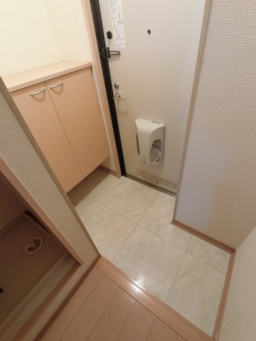 プレジールⅡの玄関