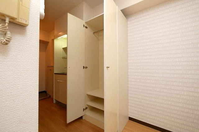 エムロード玉造の収納