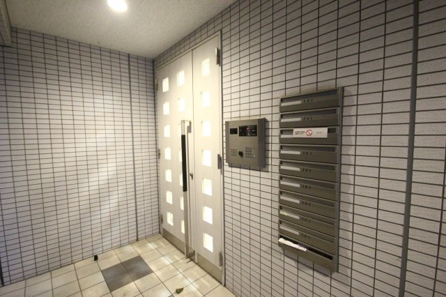 【エントランス】