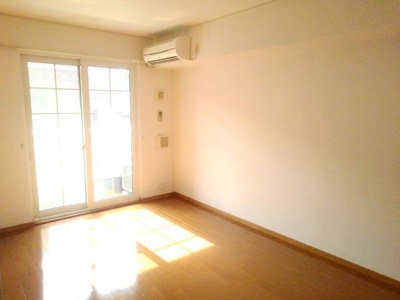 【居間・リビング】 | サニー・レジデンスＥ