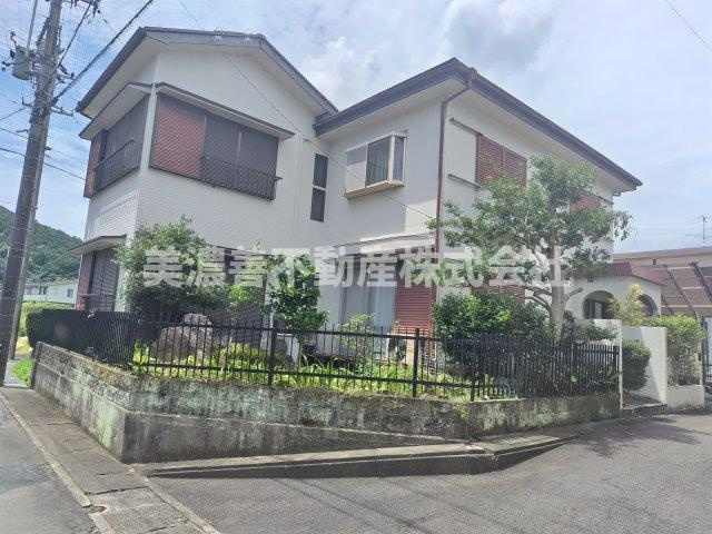 ６４０７０　岐阜市粟野西中古戸建ての外観