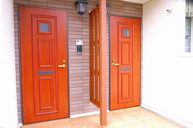 カーサ　ルミノーザのその他共用部分|玄関前