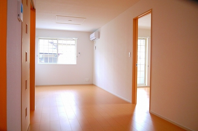 カーサ　ルミノーザの居間・リビング|ゆったりとした居間です