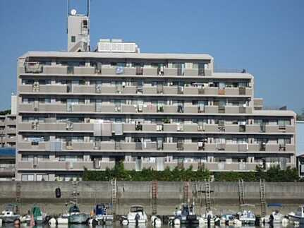 リーベン江波南の外観