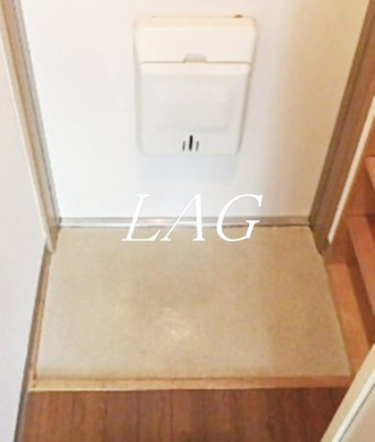 【玄関】 | サン・ジュンコ | 玄関です。