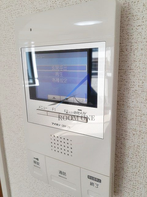 グラスハーモニーのセキュリティ|モニター付きインターホンです。