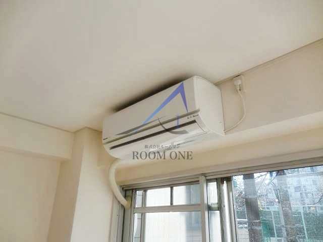 赤坂南部坂ハイツのその他|エアコン付きです。
