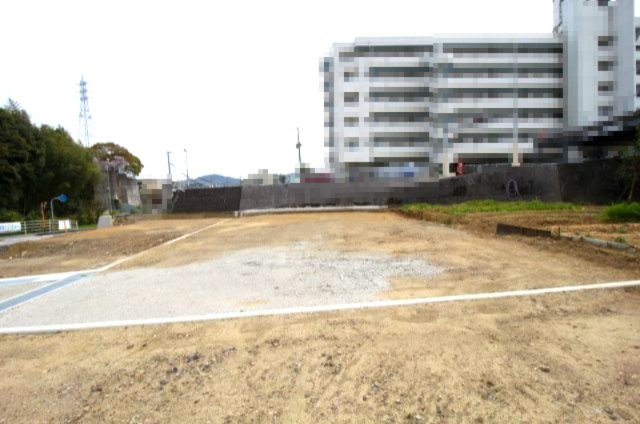 高知市口細山　建築条件付き　売土地　4号地（全5区画）　の外観|4号地　土地面積　173.76㎡（約52.56坪）　土地価格　1,787.04万円