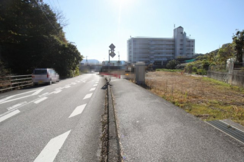 高知市口細山　新築戸建　１号地（全5区画）　の前面道路含む現地写真