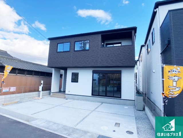 姫路市飾磨区構　第1期　新築一戸建ての外観|安心の10年保証！外観を美しく保ち、雨水で汚れを落とします！気になることがありましたら、お気軽にお問い合わせください！