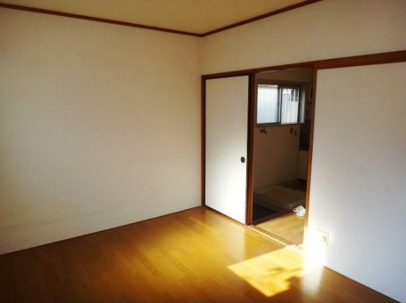 メゾンソレイユの居間・リビング