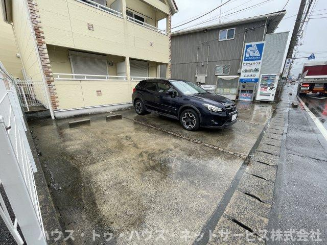 セナリオフォルム柏Ⅱの駐車場