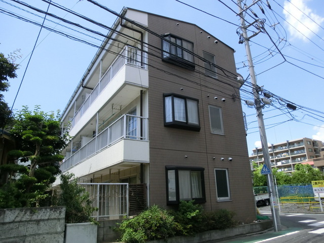 プチメゾントシの外観|陽当りの良いタイル張りのマンションです♪