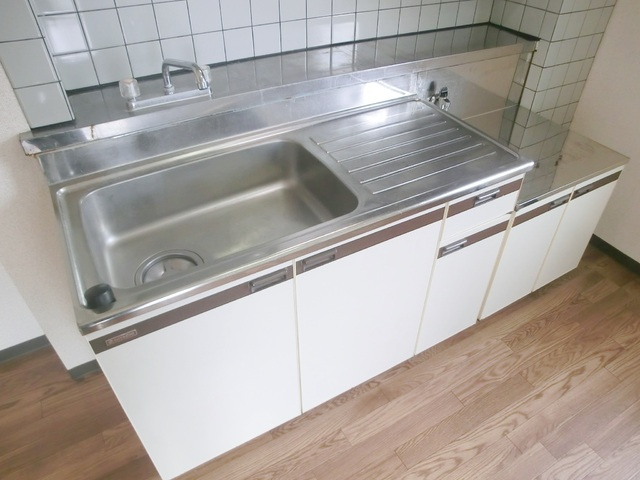 プチメゾントシのキッチン|２口コンロが置けるキッチンです。