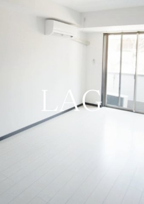 【居間・リビング】 | ＥＬＳＴＡＮＺＡ３０２ | 洋室です。