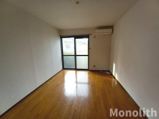 ラ・ユーミン松之浜の居間・リビング