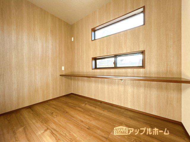【新築住宅】熊谷市石原 第6期の洋室|書斎スペース