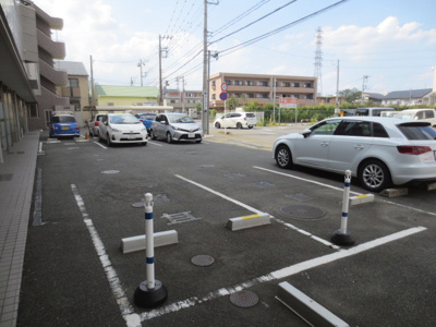 【駐車場】 | ヴェルドミールSUZUKI
