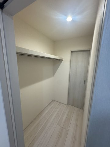 リーブルガーデン．S　熊谷末広第５　の収納|１号棟現地ファミリークローク（2026年05月02日）撮影