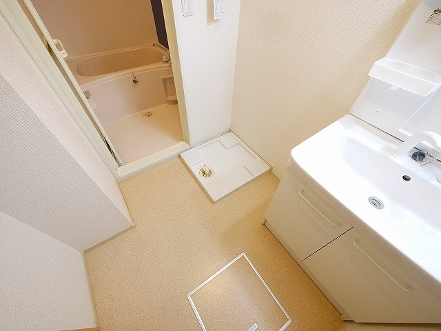 アルカンシエルⅡの設備|室内洗濯置場