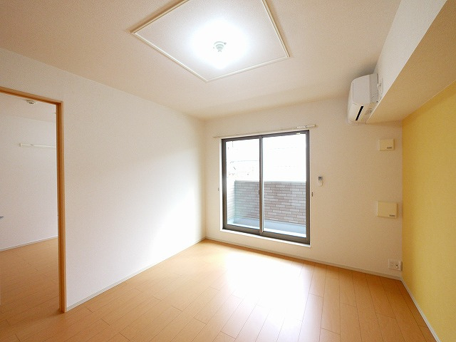 アルカンシエルⅡの居間・リビング|ゆったりとしたリビングです