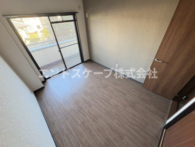 ルミナスゆりの居間・リビング|高崎、前橋のお部屋探しはエンドスケープまで！お客様の理想お聞かせ下さい♪