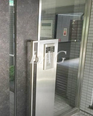 【セキュリティ】 | シュロス１２３ | オートロックです。