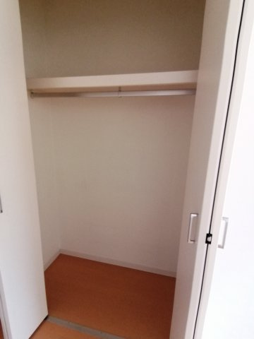 クレフラスト苦竹駅北の収納