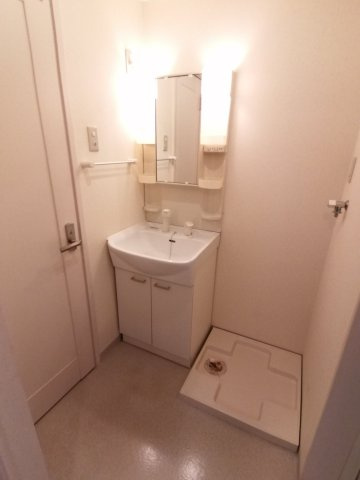 クレフラスト苦竹駅北の洗面所