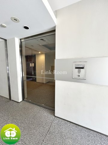 リエトコート西大島のエントランス