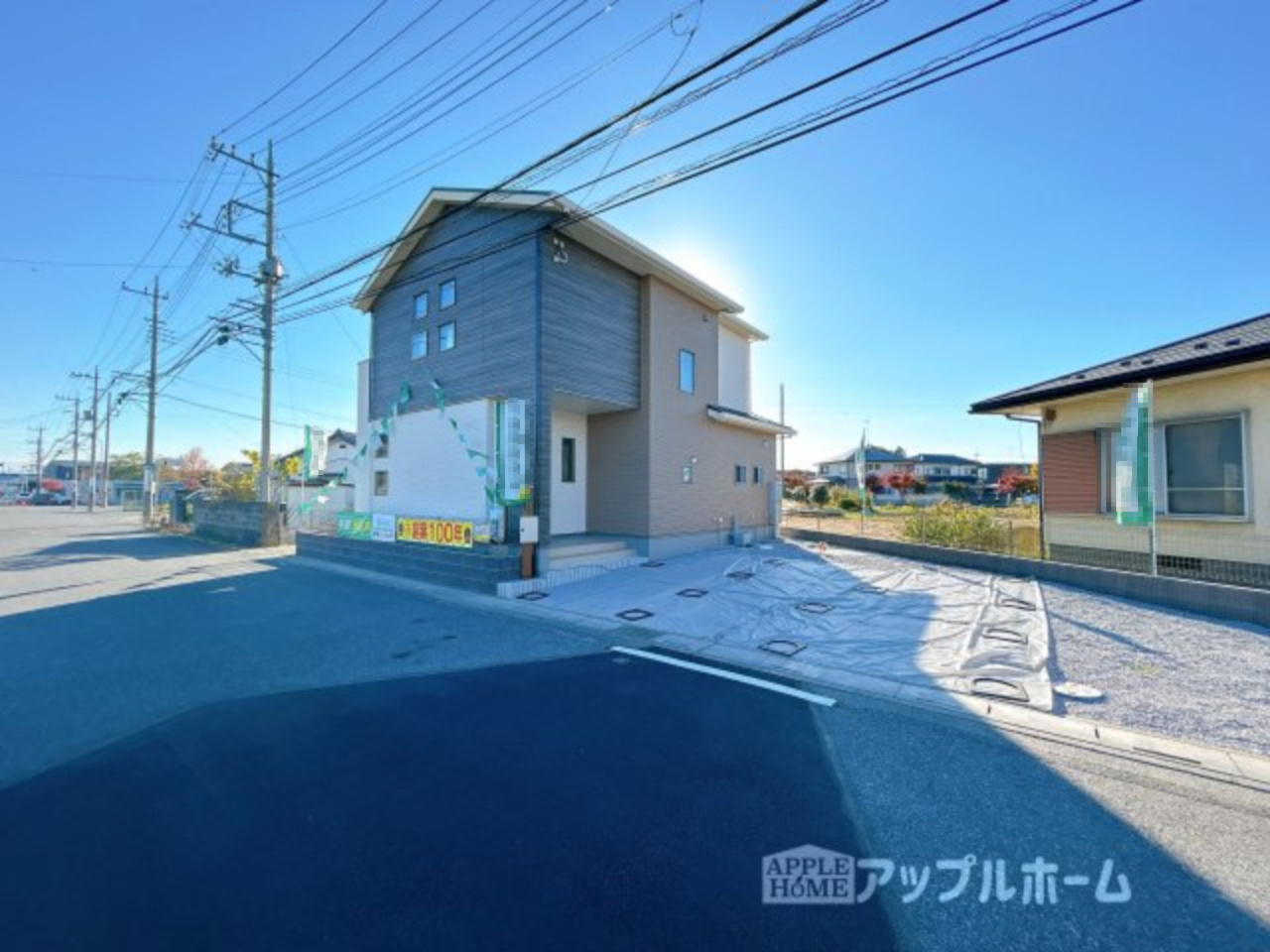 【新築住宅】熊谷市小島 第1期の前面道路含む現地写真|☆内覧可能☆アップルホームでは物件のメリットデメリットお客様の立場にたちお伝えさせていただきます！いつでもお気軽にお問合せOKです！TEL「0120-466263」