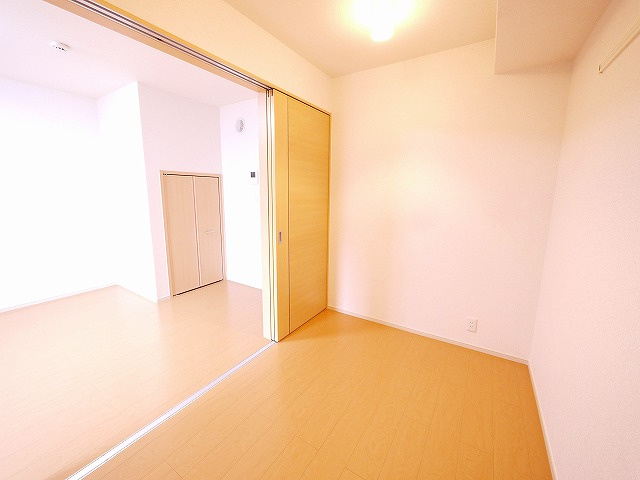 サンセレノ　ＷＡＢＩの洋室