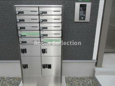 グラード氷川台Ⅱのエントランス