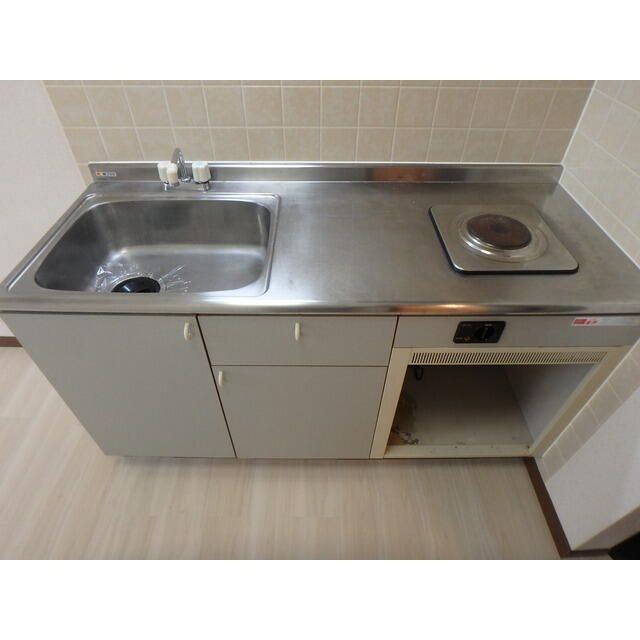 フロンティアⅠＣ棟の玄関