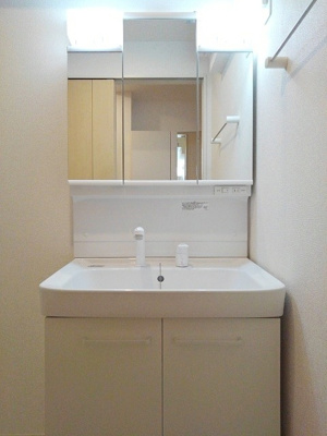 【洗面所】 | ワレアハレ中海岸 | 明るい洗面所です