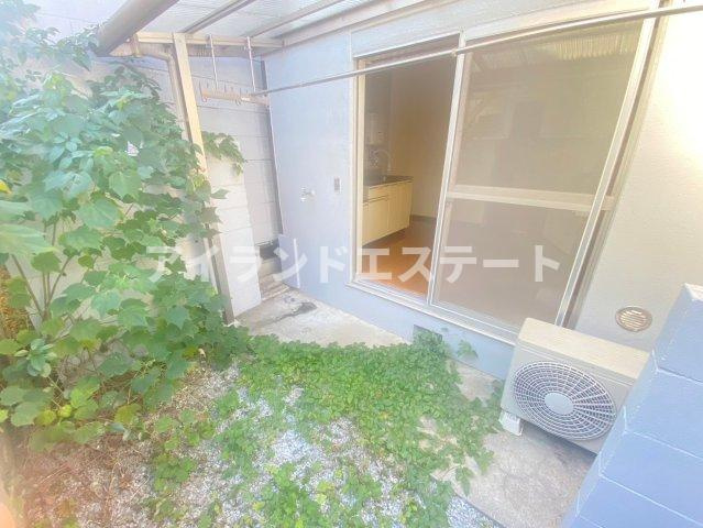 野沢メゾネット　礼金0　2人入居相談可　メゾネットの庭