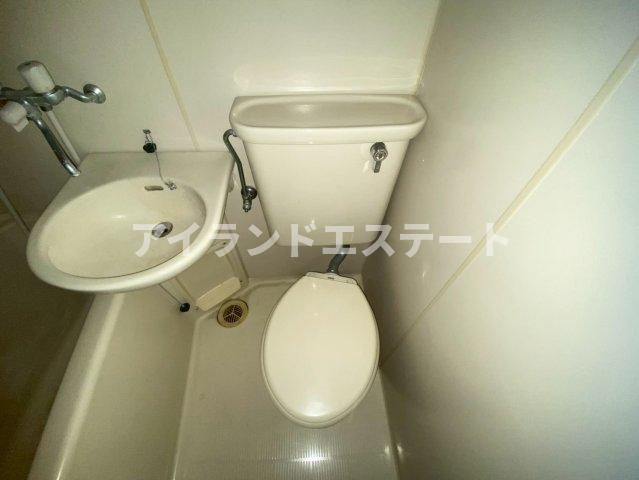 ヴィラ桜新町　敷金0　礼金0　陽当たり良好　のトイレ