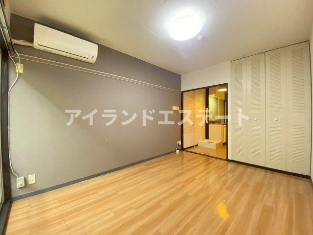 コートハウスI　ペット相談　南向き　バイク大型迄相談可の居間・リビング