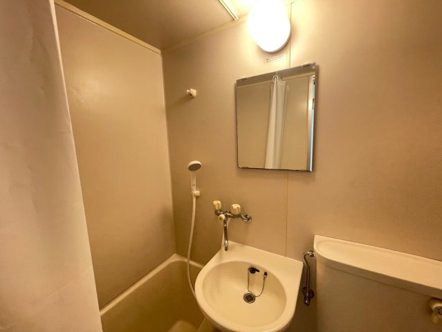 小泉マンション　礼金0　ネット無料　角部屋の浴室