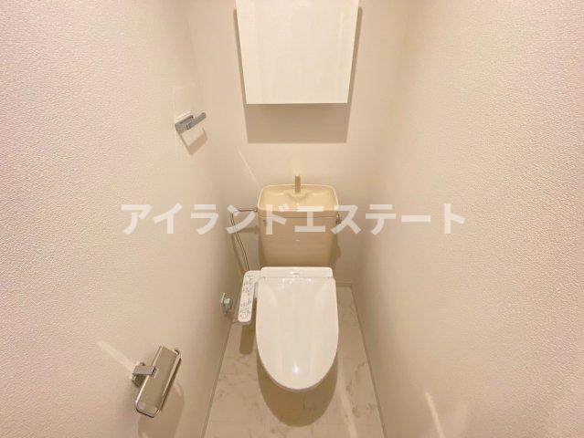 SOCIETY KAKINOKIZAKA ANNEX　敷地内駐車場有　オートロック　ファミリー向けのトイレ