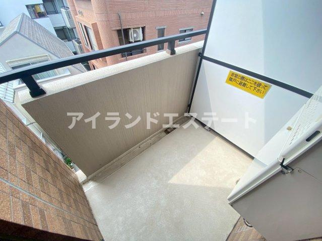 SOCIETY KAKINOKIZAKA ANNEX　敷地内駐車場有　オートロック　ファミリー向けのバルコニー