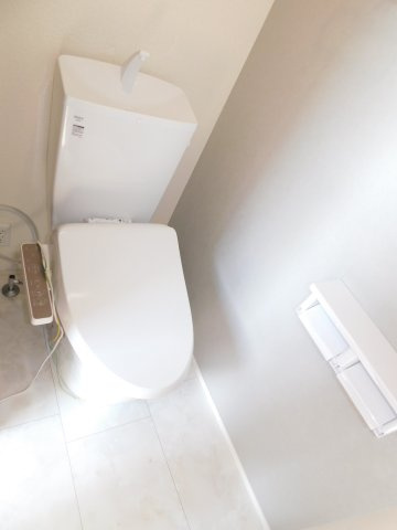 愛西市諸桑町郷城の新築一戸建のトイレ|◇トイレ◇　　１・２階シャワートイレ　節水タイプ