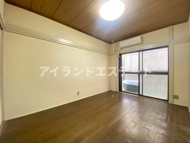 ハイツ野田若林　駅近　礼金0　室内洗濯機置場　の居間・リビング