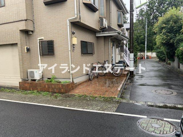 エビネハイツ　敷金0　礼金0　室内洗濯機置場　バストイレ別のその他共用部分