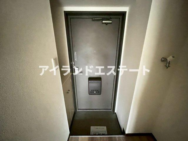 セビリア駒場　駅近　室内洗濯機置場　バストイレ別の玄関