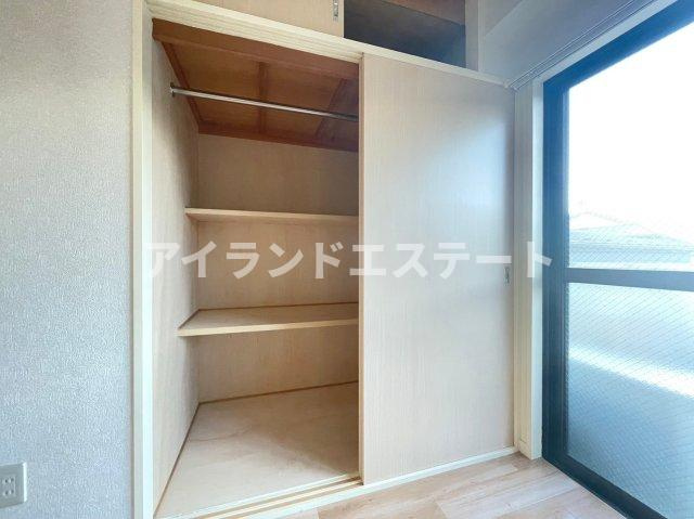 ミキハウス　礼金0　南西向き　オートロックの収納