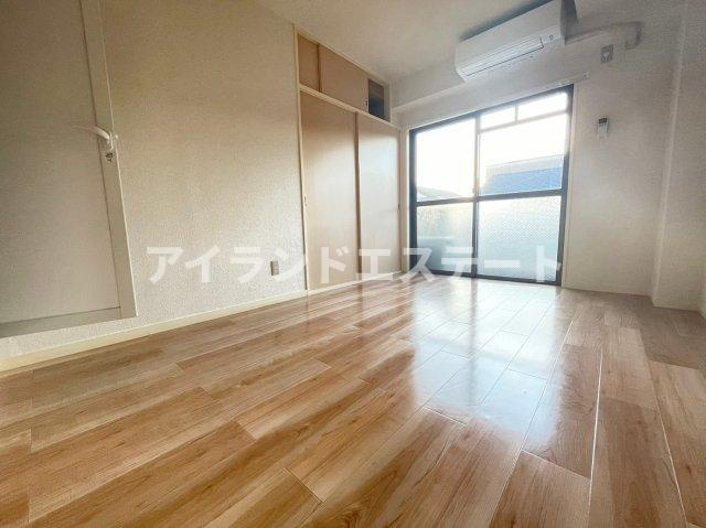 ミキハウス　礼金0　南西向き　オートロックの居間・リビング