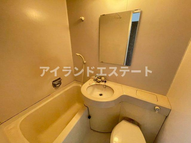 アークス太子堂　礼金0　陽当たり良好　の浴室